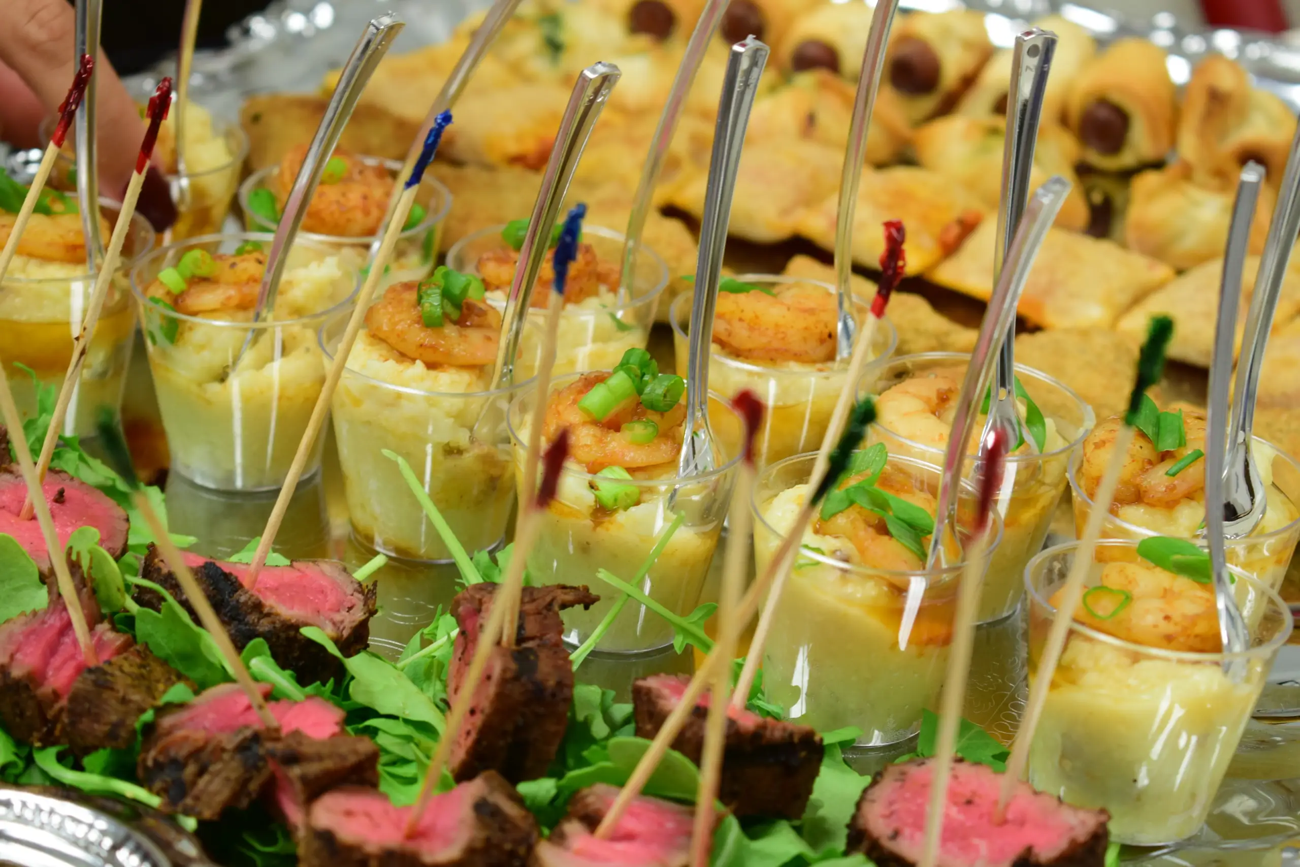 App   Filet Mignon Bites, Shrimp And Girts